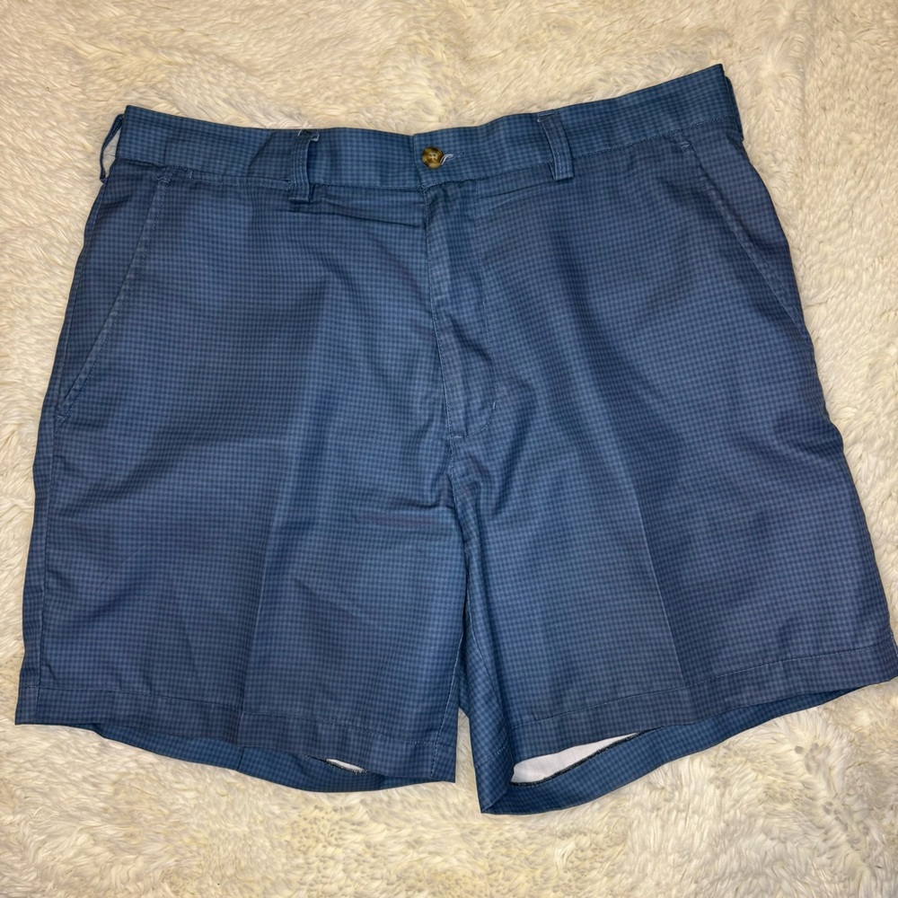 Men’s PGA Blue checkered pattern Flat Front Casual Shorts 8” inseam 34” waist